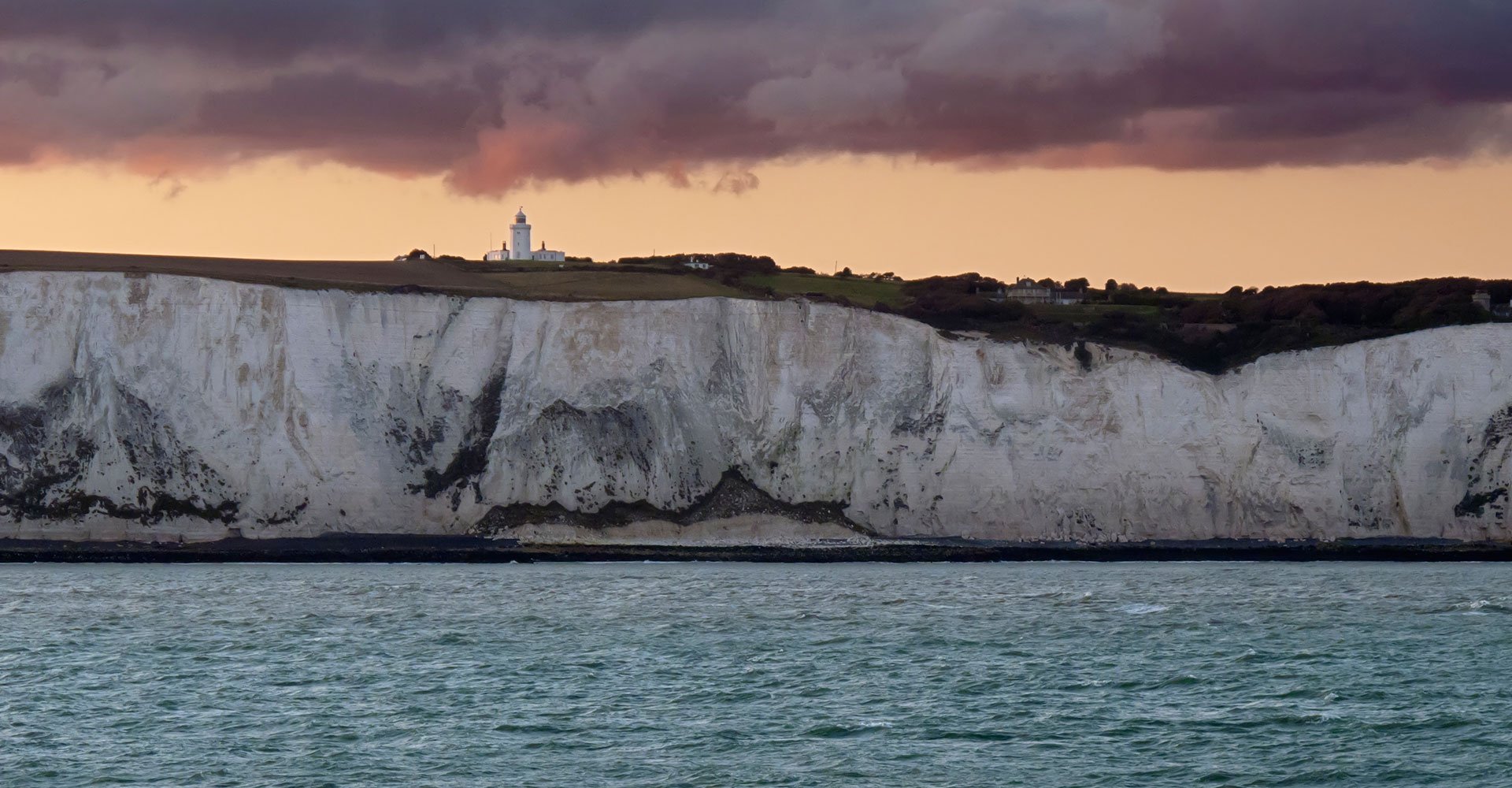 LIGHThouse ALT TESTIRUYEM